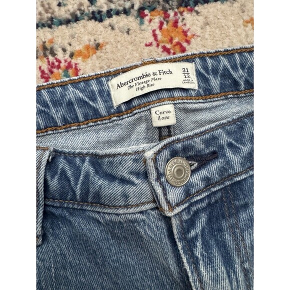 Abercrombie & Fitch The Vintage Flare High Rise Jean Curve Love Size 31/12L - Picture 2 of 9